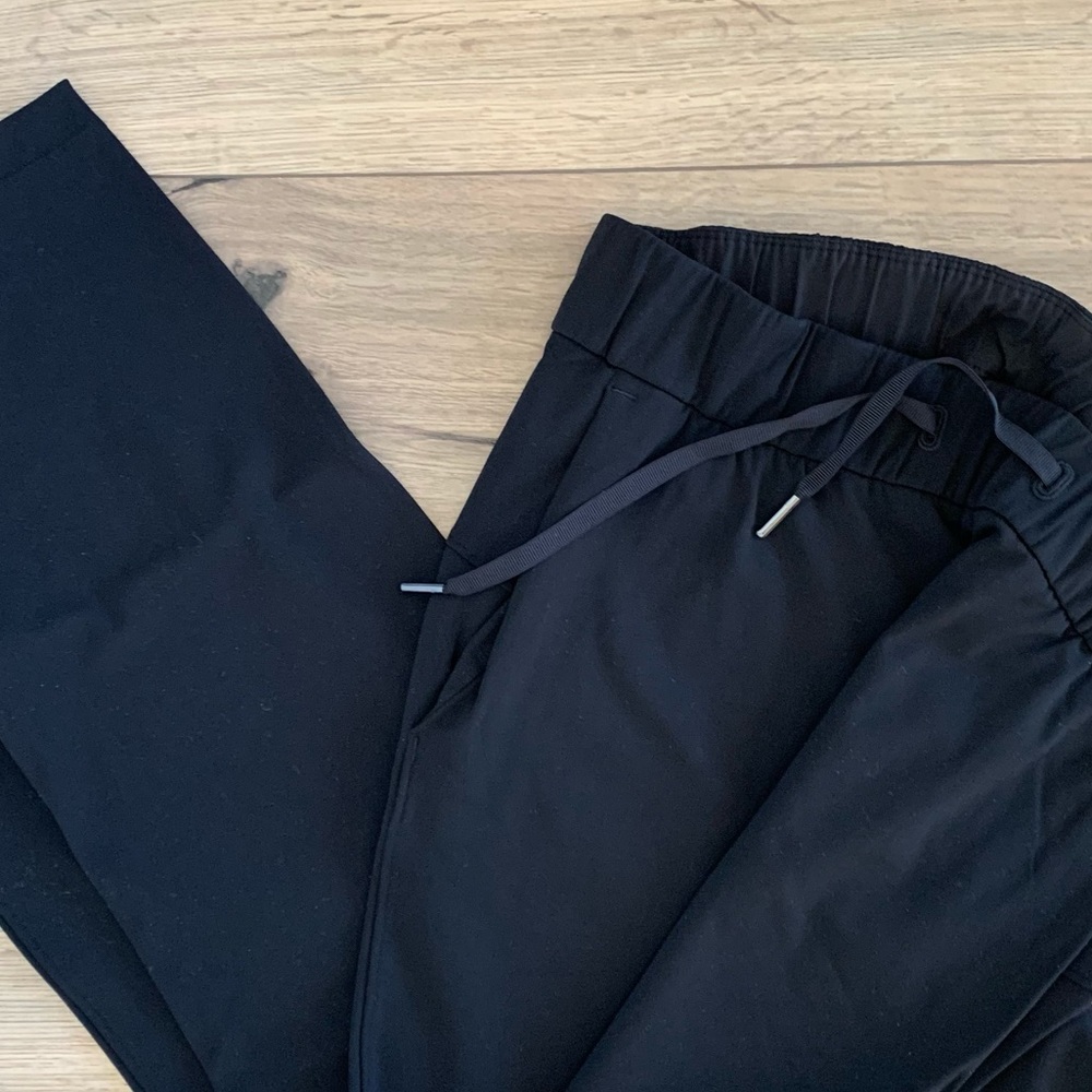 Lululemon | On The Fly pants